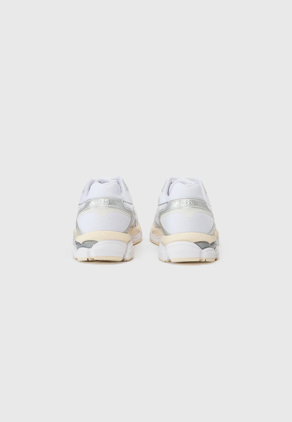 Asics Gel-Cumulus 16 White - semelle GEL